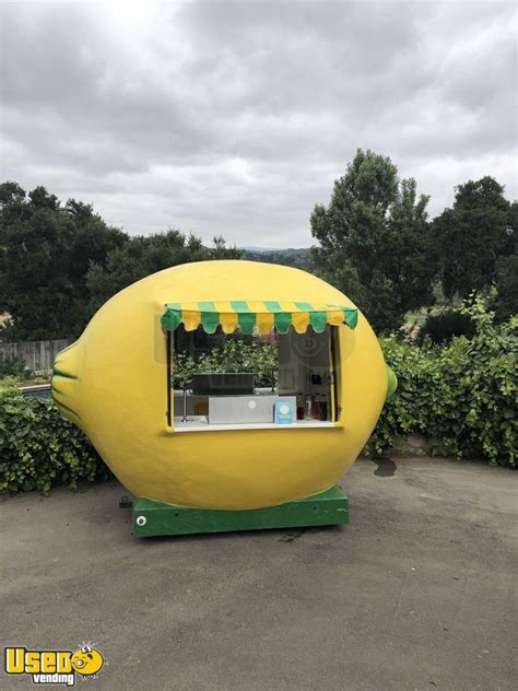 Super Cute X Lemon Shaped Beverage Concession Trailer Lemonade