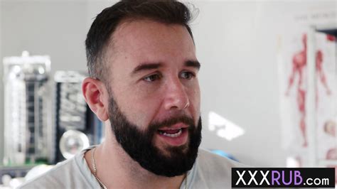 Big Ass Babe Anna Claire Clouds Knows Better Than Doctor What Patient Needs