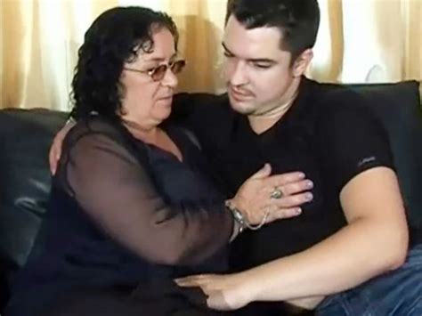 Granny Receives Anal PornMega