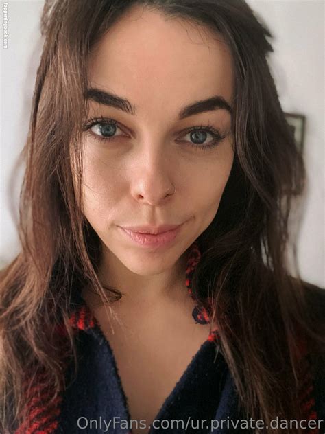 Theprivatedancer Ur Private Dancer Nude OnlyFans Leaks Fappening FappeningBook