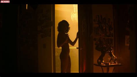 Naked Tessa Ía in Narcos Mexico