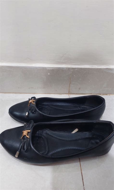 Sepatu Flat Shoes Connexion Hitam Polos Cantik Kuliah Kerja On Carousell