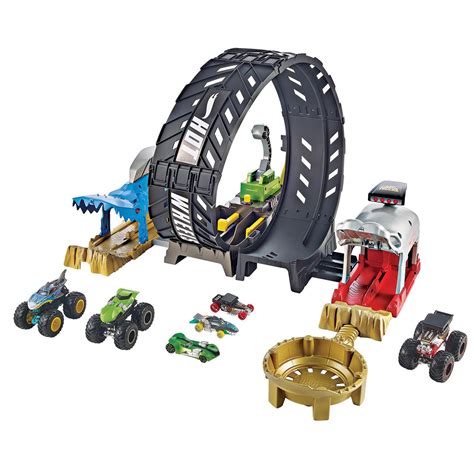 Hot Wheels Monster Trucks Epic Loop Challenge Piece Play Set
