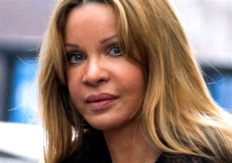 Jessie Wallace UNCENSORED Naked Leaked Photos Fappening Sauce