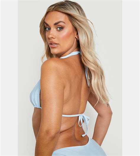 Buy Boohoo Essentials Triangle Bikini Top In Blue Thstreet Uae