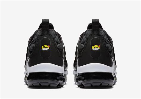 Nike Vapormax Plus Blackwhite Release Info 924453 010