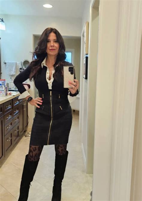 Professional Independent Mature Masseuse I Offer All Kinds Of Massage Happy Ending To Your