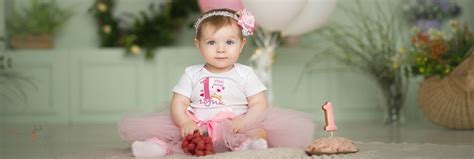 Что подарить девочке на годик - лучшие идеи