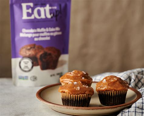 Peanut Butter Chocolate Cupcakes | Eat Up!
