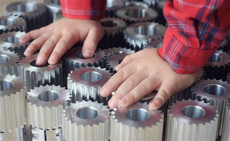 RZR News - The New Way To News