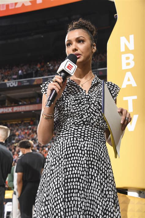 Maria Taylor introduces Malika Andrews in NBA Finals debut