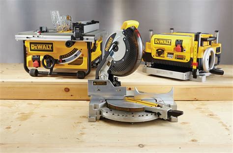 Dewalt Dw735 15 Amp Aluminum 13 In Three Knife Two Speed Thickness Planer Canadian Tire