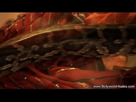 Exotic Lover From India Undressing XVIDEOS