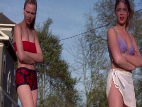 CRYSTAL BUBLE Nude AZNude