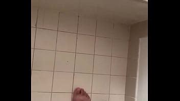 Rica leche tras un pájaro en xvideos mirando videos de tríos HMH