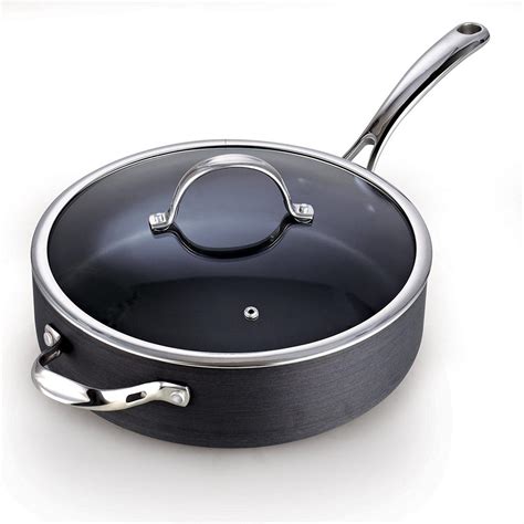 deep frying pan with lid