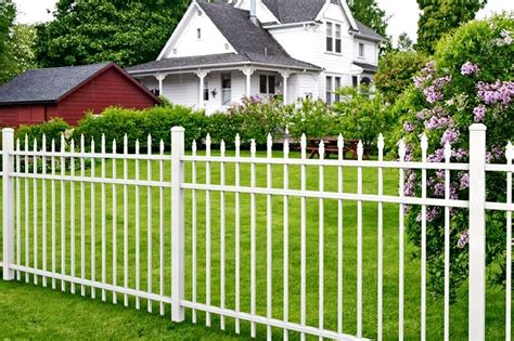 13 Wrought Iron Fence Designs: Patterns, Styles & Color Guide (2022)