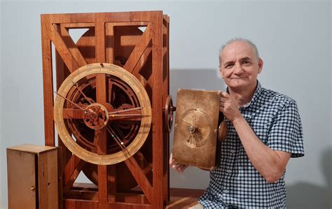 Greek Australian Specialist Engineer Creates His Own Antikythera