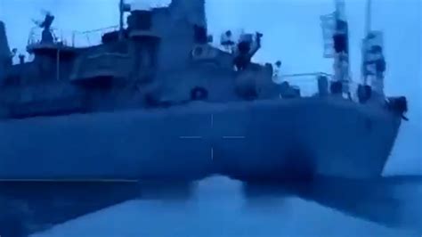 ウクライナの無人艇、ロシア偵察艦に衝突か 映像公開 Jp