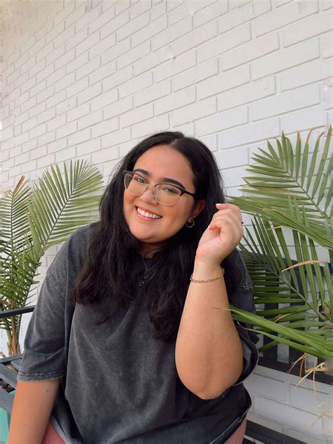 Meet Stephanie Rodriguez – CanvasRebel Magazine