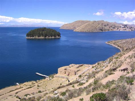 La Isla Del Sol En El Lago Titicaca Cuna De Los Incas