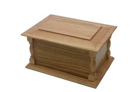 Malvern Solid Oak Urn John Wilde Funeral Furnishings Supplier Uk