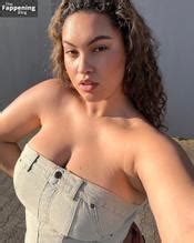 VIVIEN BLOTZKI Nude AZNude