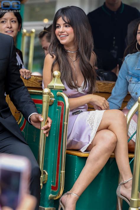 Selena Gomez Nude Pictures Onlyfans Leaks Playboy Photos Sex Scene Uncensored