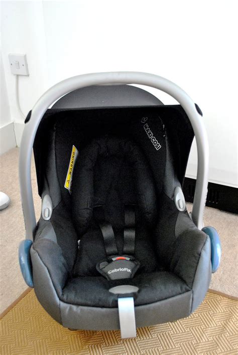 MaMa shop PaPa drop: Maxi Cosi Cabriofix EXCELLENT CONDITION