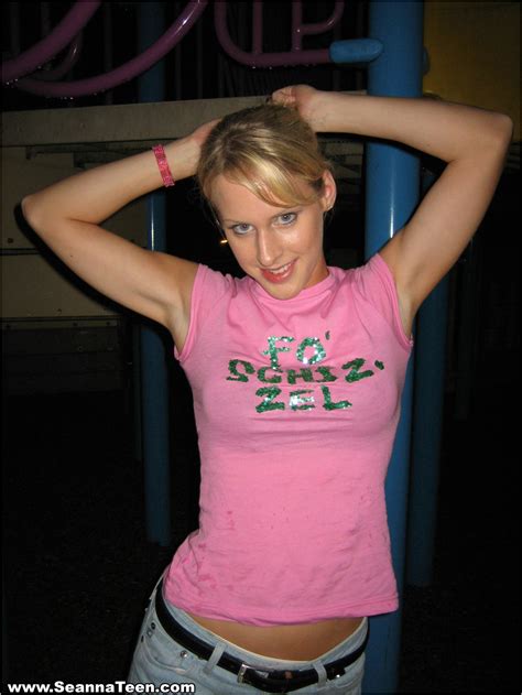 Sizzling Sea Exposes Her Naughty Wet Ass On The Playground