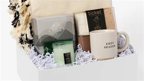 The Hot Chocolate Gift Sets You Need For Extra Holiday Magic According