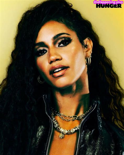 Vick Hope Vicknhope Vicsantos Nude OnlyFans Photo The Fappening Plus