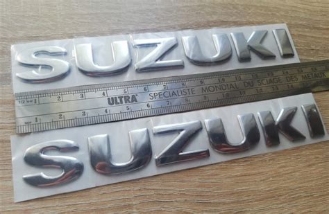 Emblemat Suzuki Napis D Chrom Cm Szt Gift Ns Slv X Za Z Z