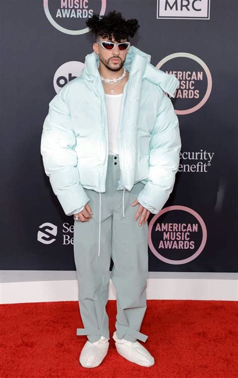 Amas 2021 Los Mejor Vestidos De La Alfombra Roja Cultura Colectiva