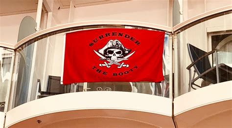 The Randy Report Scenes From A Gay Cruise