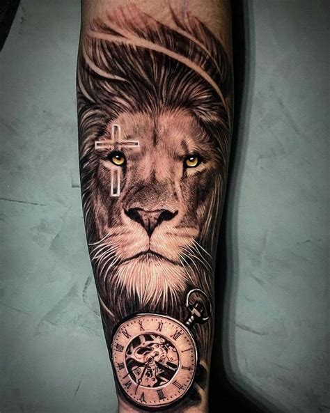 Tatuagem De Leão 90 Inspirações Que Representam O Rei Da Selva Tatuagem De Leão Tatuagem De