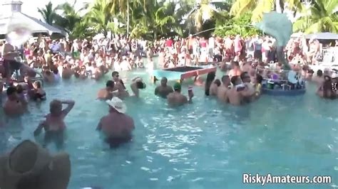 Free Amateur Public Porn Videos Xhamster