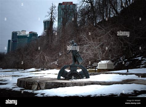 Nikola Tesla Niagara Falls Hi Res Stock Photography And Images Alamy