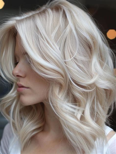 Get Inspired: 20 Blonde Hair Shades Perfect for 2025 - Style US