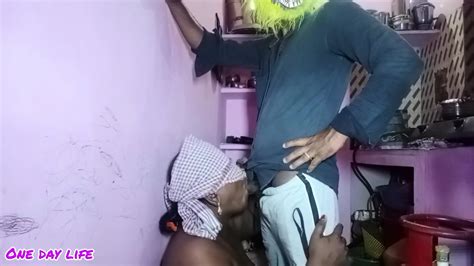 Tamil Girl Having Rough Sex With Gas Cylinder Delivery Eporner