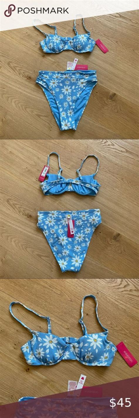 8 Hot Sexy Stephanie Perkins Bikini Pics