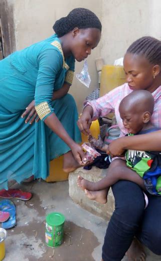 Stepmother Dips Her Year Old Stepson S Hands In Hot Water For Eating