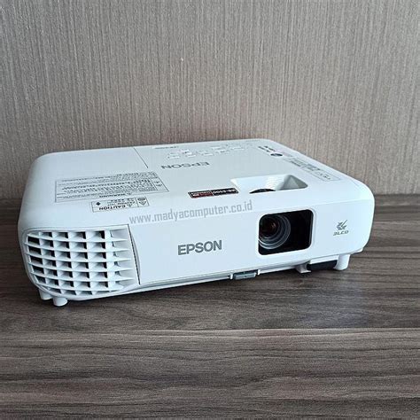 Jual Idaa1a9 Epson Projector Eb E500 Xga 3lcd Shopee Indonesia