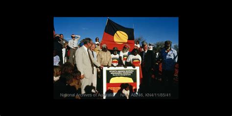 Uluru Handed Back to Anangu People - Deadly Story