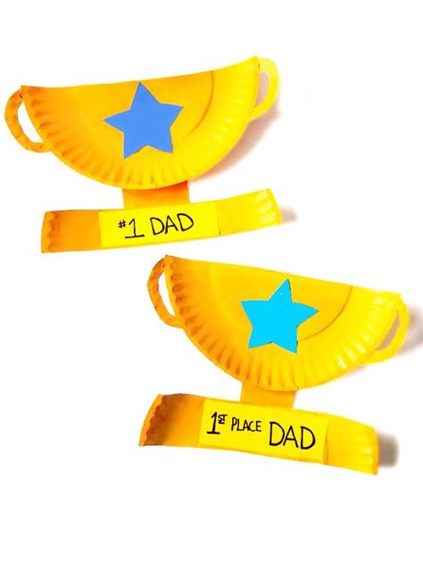 Paper Plate Fathers Day Trophy Craft In 2023 Trophy Craft Fathers