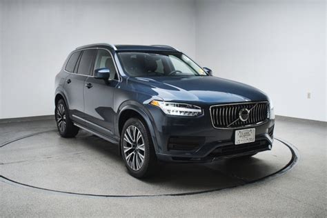 Pre Owned Volvo Xc Momentum Sport Utility In Bowling Green