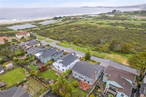 409 Wave Ave Half Moon Bay Ca 94019 Mls Ml81927075 Redfin