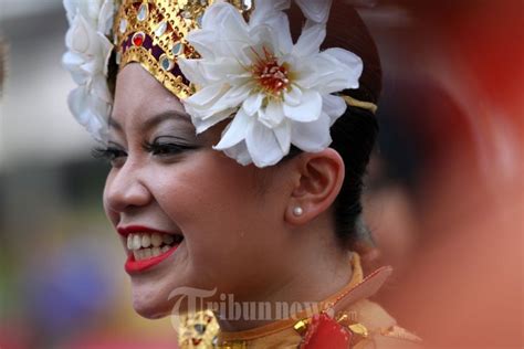 Indonesia Menari 2014 Di Acara Car Free Day Foto 19 1410872