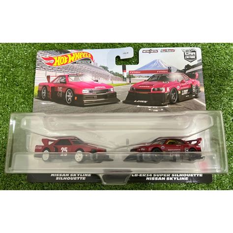Hot Wheels Premium Twin Pack Nissan Skyline R30 Silhouette LB ER34 Super Silhouette Nissan
