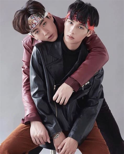Offgun Offjumpol Gunatthaphan Theory Of Love Cute Gay Couples Cute Gay